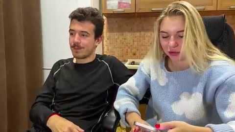 Ester online show from September 30, 6:18 pm