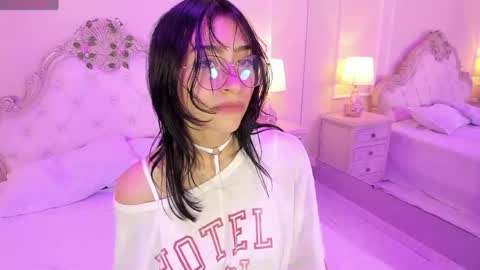   online show from April 11, 1:26 pm