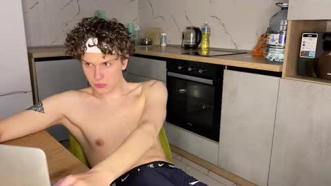 Alex online show from March 2, 1:40 pm