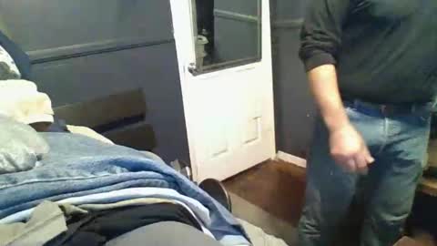 et059569 online show from May 18, 11:44 pm