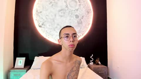 ethaancox online show from March 5, 2:36 am