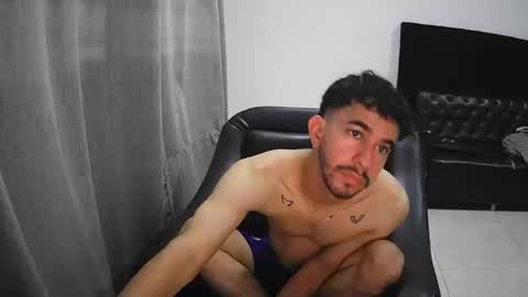 ethan_col online show from September 16, 7:06 pm