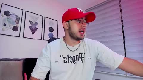 ethan_greacee online show from March 2, 11:50 am