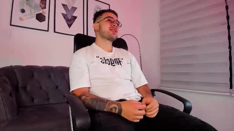 ethan_greacee online show from February 24, 12:19 pm