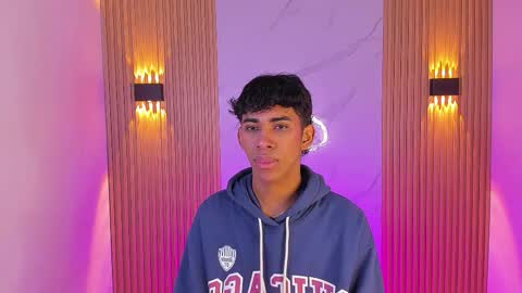 ethan_thouse online show from December 4, 7:46 pm