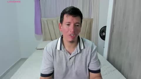 ethanandzoe online show from May 17, 1:37 am