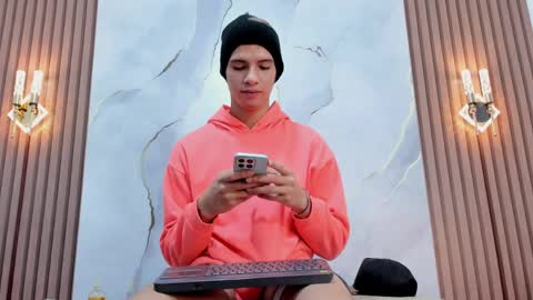 ethanhot_os online show from April 8, 9:07 pm