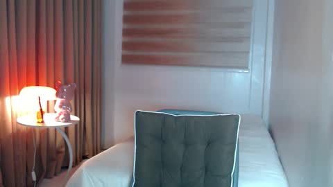 Rey online show from April 14, 6:11 pm