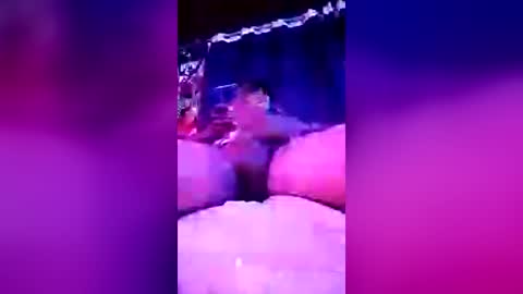 etylor online show from June 13, 10:58 am