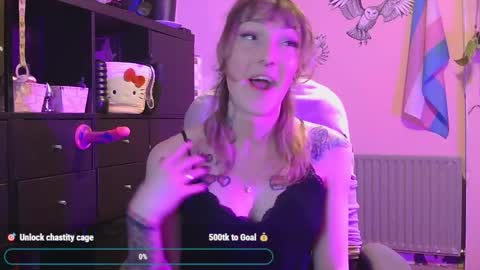 eughelynn online show from January 9, 9:47 pm