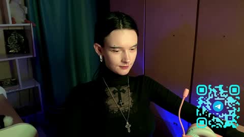 Kate online show from March 29, 1:13 pm