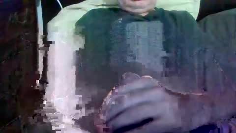 eurocherchepoilu online show from December 23, 7:06 am