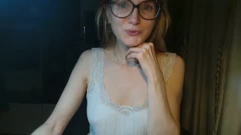 eva2323 online show from March 12, 7:14 pm