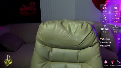 Snapshot of eva_conors_ chatting on February 26, 7:12 am Eva online show from February 26, 7:12 am