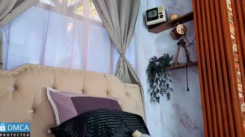 eva delight online show from January 15, 11:19 am