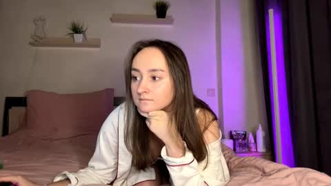 Snapshot of eva_elfis chatting on September 24, 1:23 am Eva  online show from September 24, 1:23 am