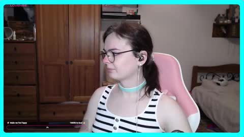 Snapshot of eva_katt chatting on March 4, 12:12 pm Gamer Katt online show from March 4, 12:12 pm