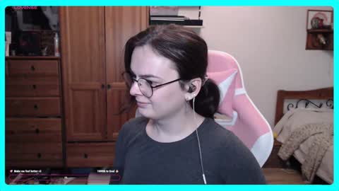 Snapshot of eva_katt chatting on February 4, 2:32 pm Gamer Katt online show from February 4, 2:32 pm