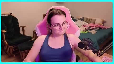 Snapshot of eva_katt chatting on October 26, 9:36 pm Gamer Katt online show from October 26, 9:36 pm