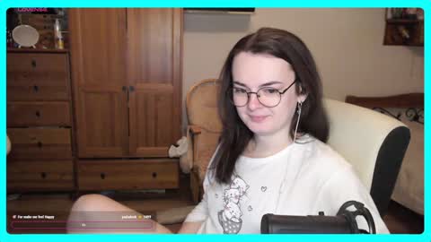 Snapshot of eva_katt chatting on January 16, 11:15 am Gamer Katt online show from January 16, 11:15 am