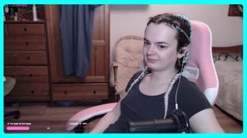 Snapshot of eva_katt chatting on January 25, 8:53 am Gamer Katt online show from January 25, 8:53 am