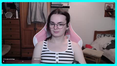 Snapshot of eva_katt chatting on January 18, 10:28 am Gamer Katt online show from January 18, 10:28 am