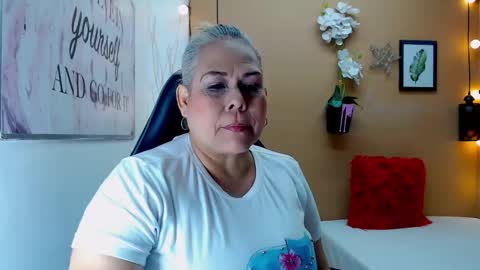 eva_love49 online show from December 4, 1:00 pm