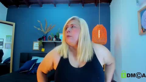 eva_love49 online show from March 23, 12:32 pm