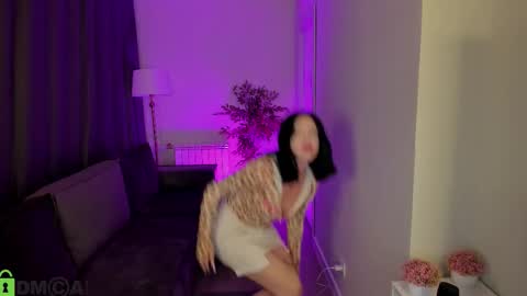 Eva online show from November 10, 9:56 am