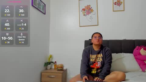 Eva y Mia online show from March 29, 6:53 pm