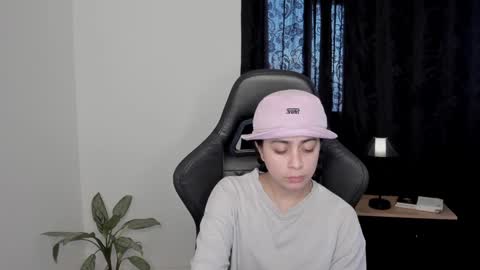 eva_monn online show from January 14, 7:00 pm