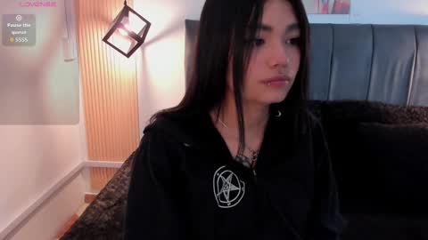 Eva   Emily online show from September 11, 11:55 am