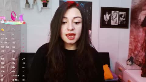 Eva online show from March 25, 2:46 pm