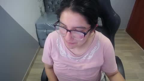 eva_smit_t online show from February 22, 6:28 am