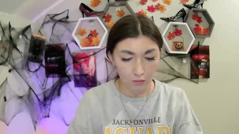 Snapshot of evachaturbatte chatting on October 22, 11:12 am Evachaturbatte online show from October 22, 11:12 am