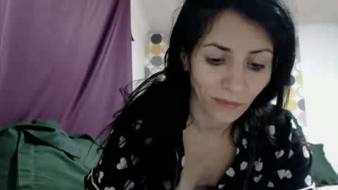 Snapshot of evacrisxxx chatting on October 29, 4:47 am hornycrissyyourlove online show from October 29, 4:47 am