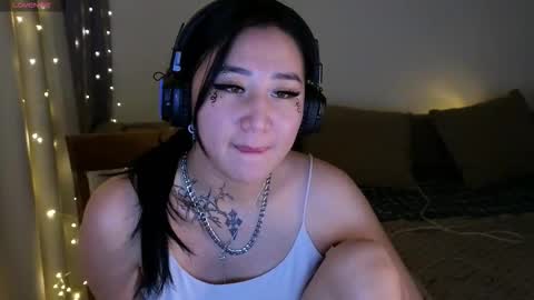 Eva online show from December 5, 8:39 pm