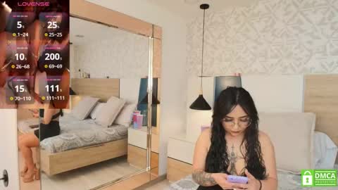 Evadne online show from October 8, 8:04 pm