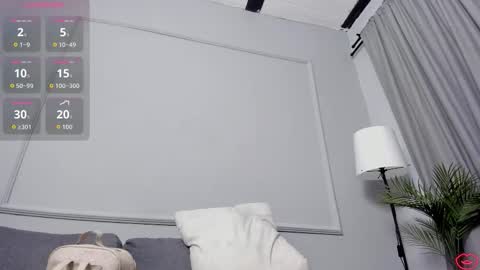 evahalston online show from March 29, 7:37 pm