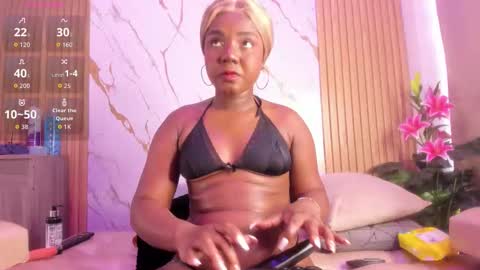 EvaJohnss online show from December 1, 2:37 pm