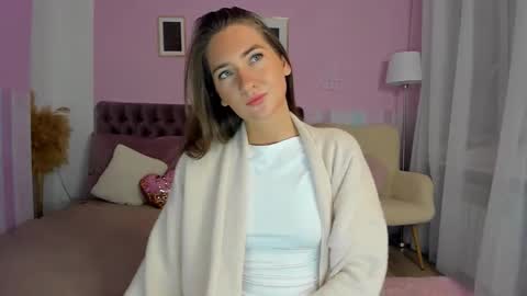 Snapshot of evalaniss chatting on September 19, 2:37 am Eva online show from September 19, 2:37 am