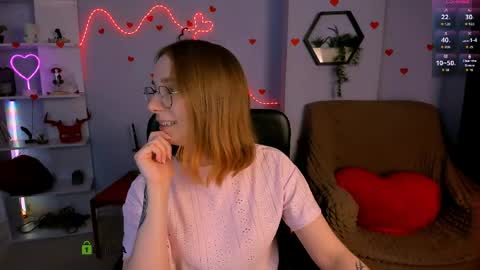 evalora online show from April 4, 12:45 pm