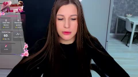 Katy online show from April 25, 1:41 pm