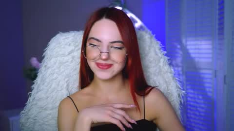 Eva  online show from September 18, 12:20 pm