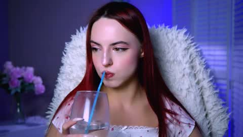 Eva  online show from October 14, 1:36 pm