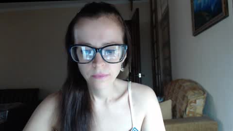 YourMistress online show from November 18, 9:01 am