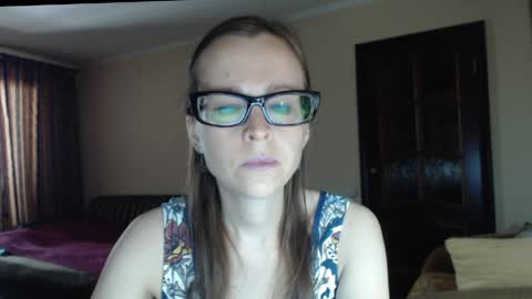 YourMistress online show from June 4, 8:53 am