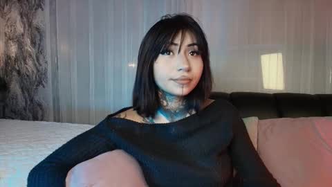 Eva online show from December 5, 8:28 pm