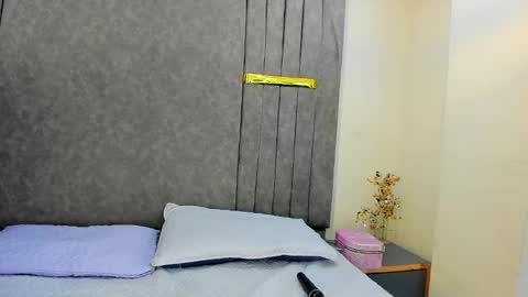 evangeline_hell online show from February 21, 1:03 pm