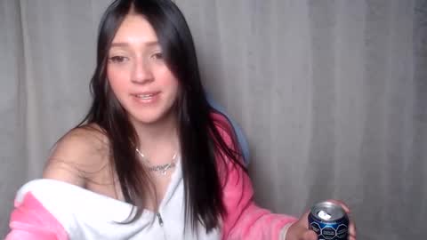 evangeline_petite online show from June 8, 1:28 am
